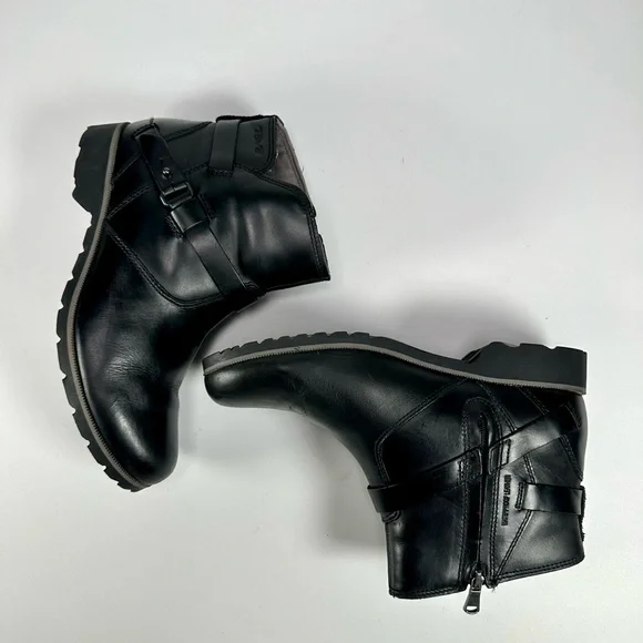 Teva Women’s Black De La Vina Ankle Boots - Picture 10 of 14